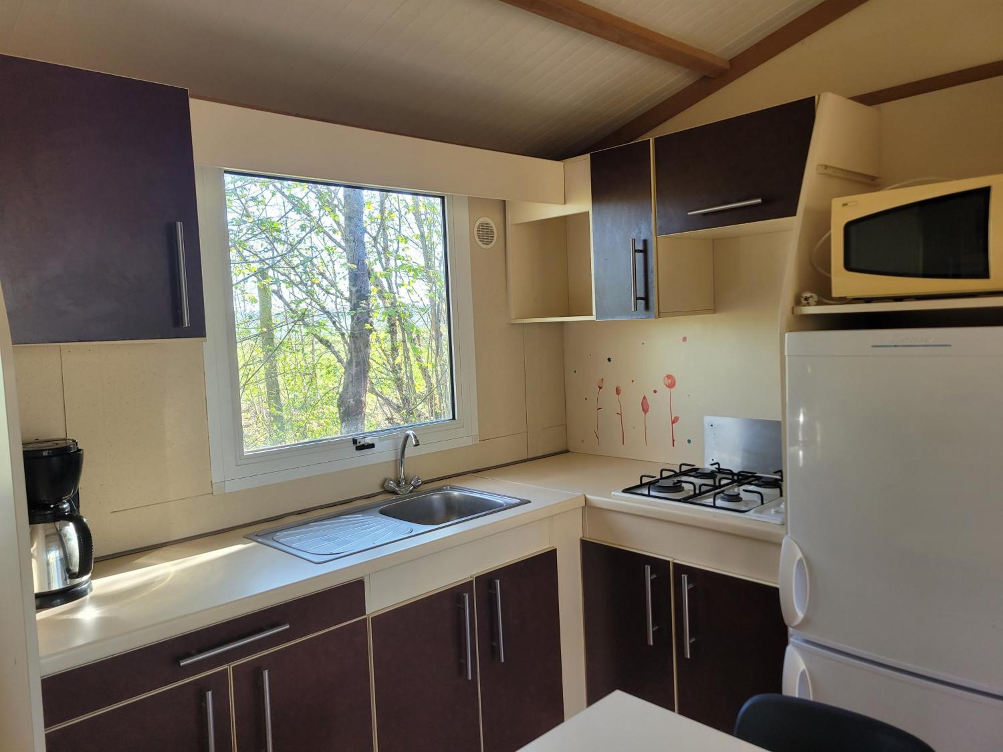 Camping Les Hirondelles Bourg-Sainte-Marie Exteriör bild