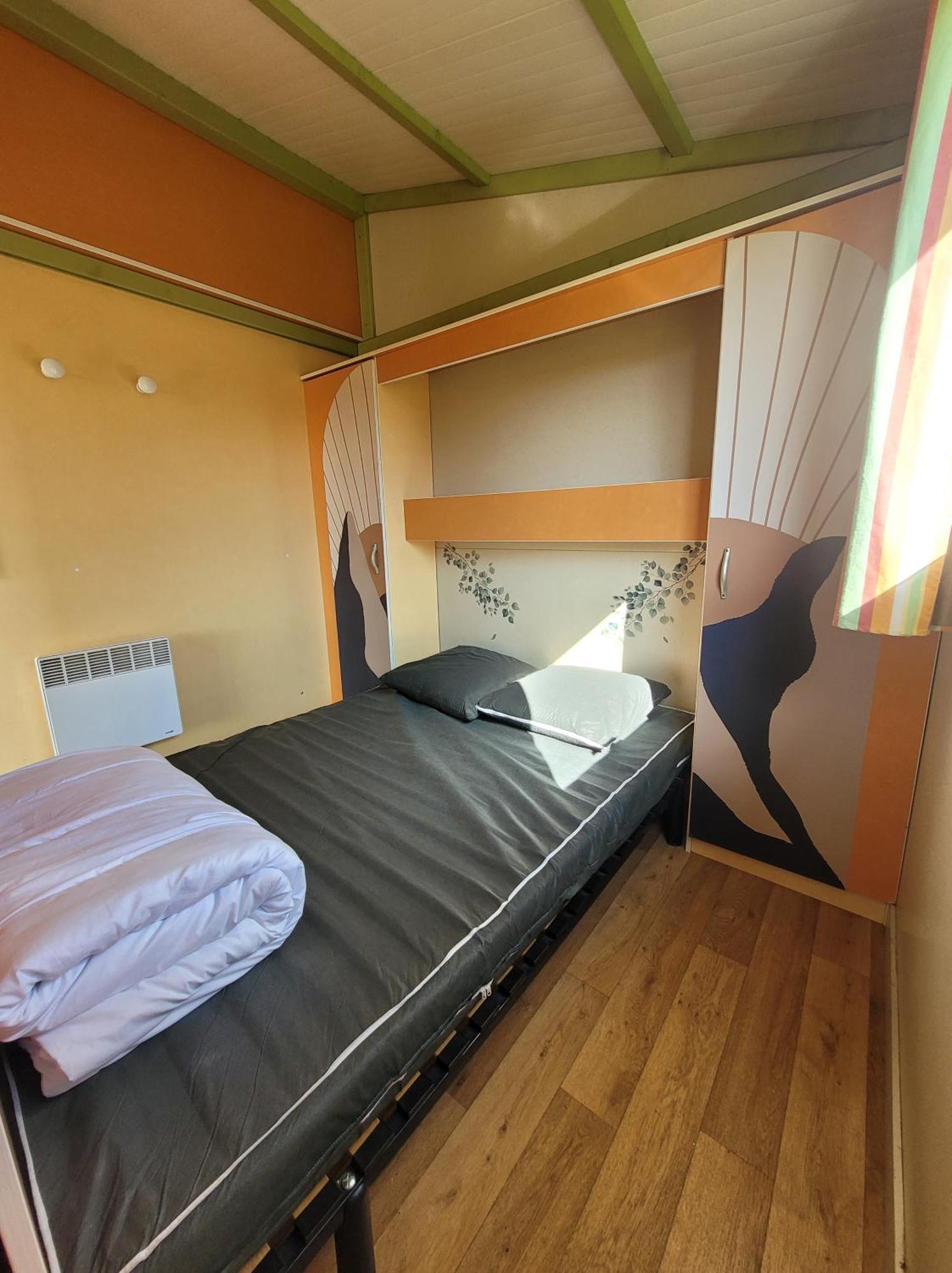 Camping Les Hirondelles Bourg-Sainte-Marie Exteriör bild