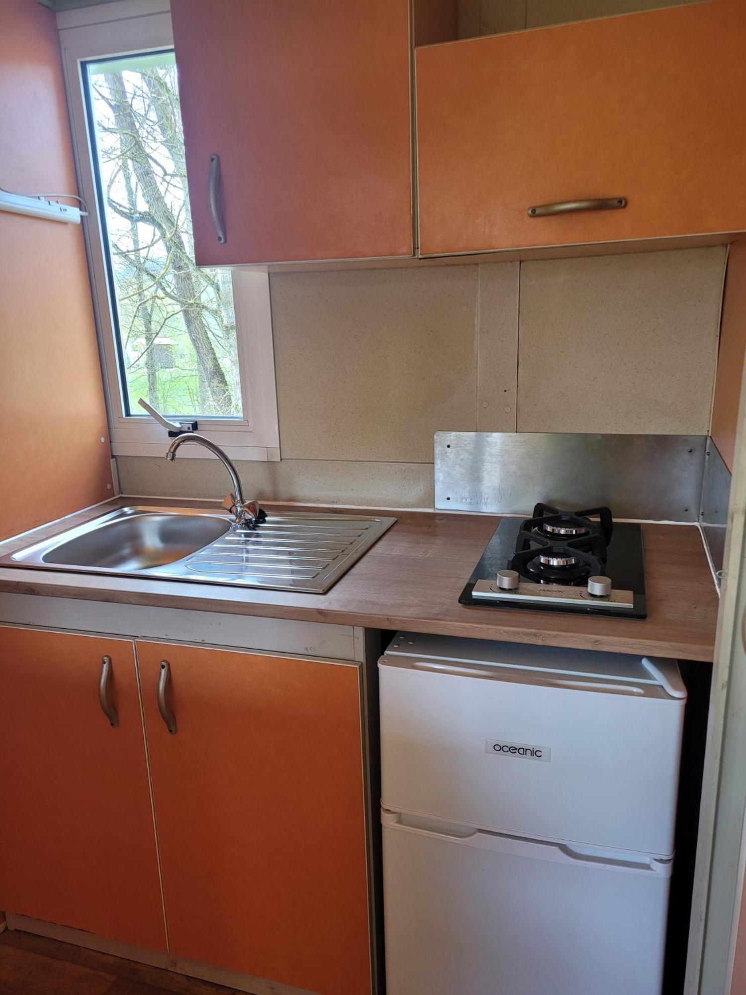 Camping Les Hirondelles Bourg-Sainte-Marie Exteriör bild